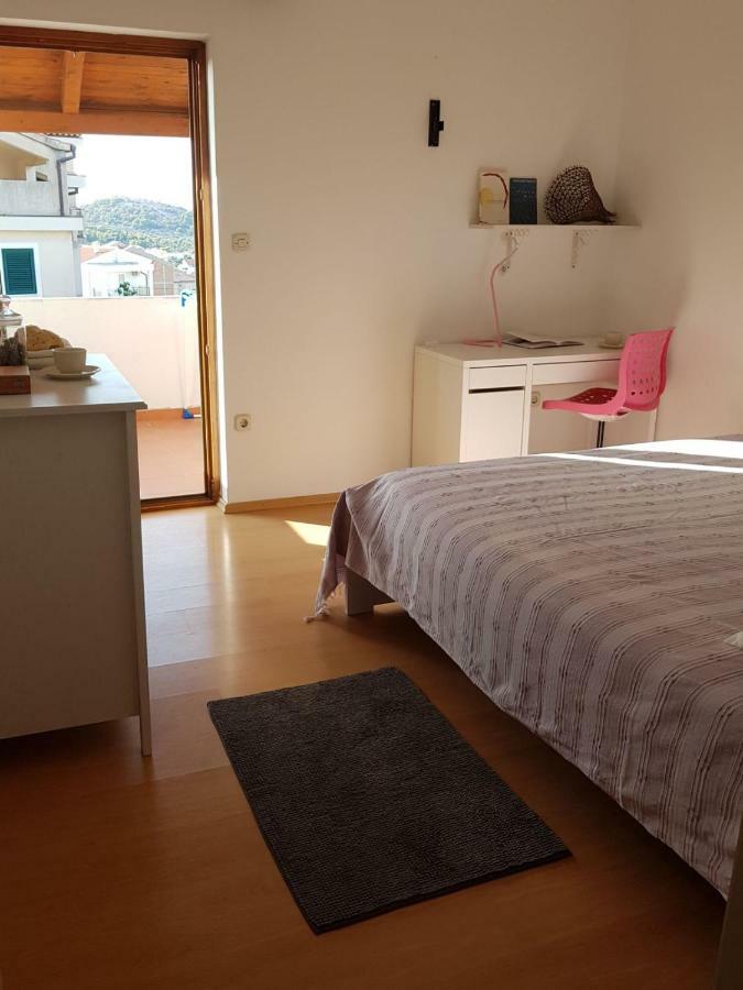 Apartment Boba 穆泰尔岛 外观 照片