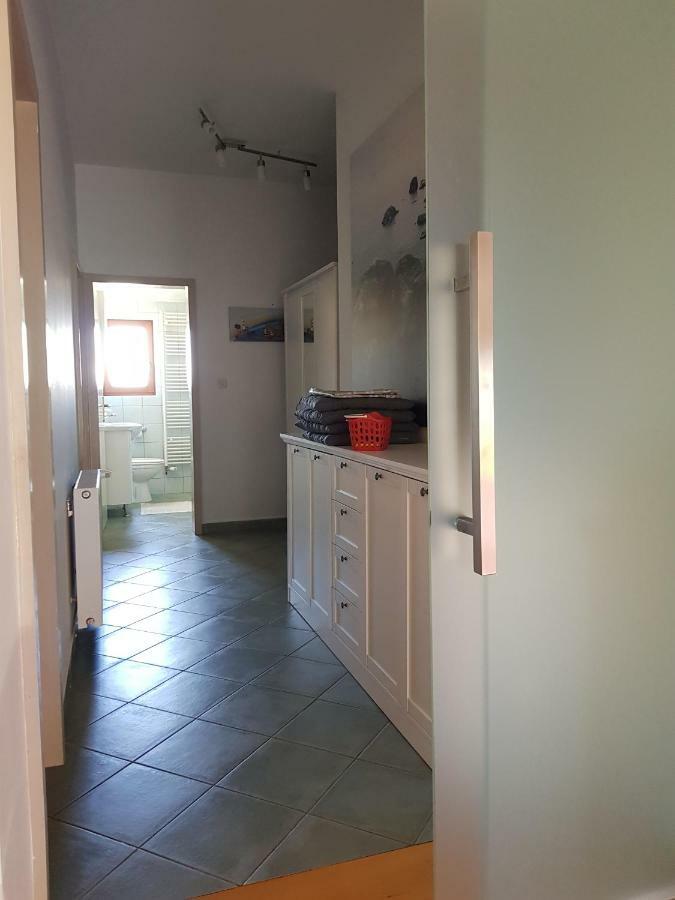 Apartment Boba 穆泰尔岛 外观 照片